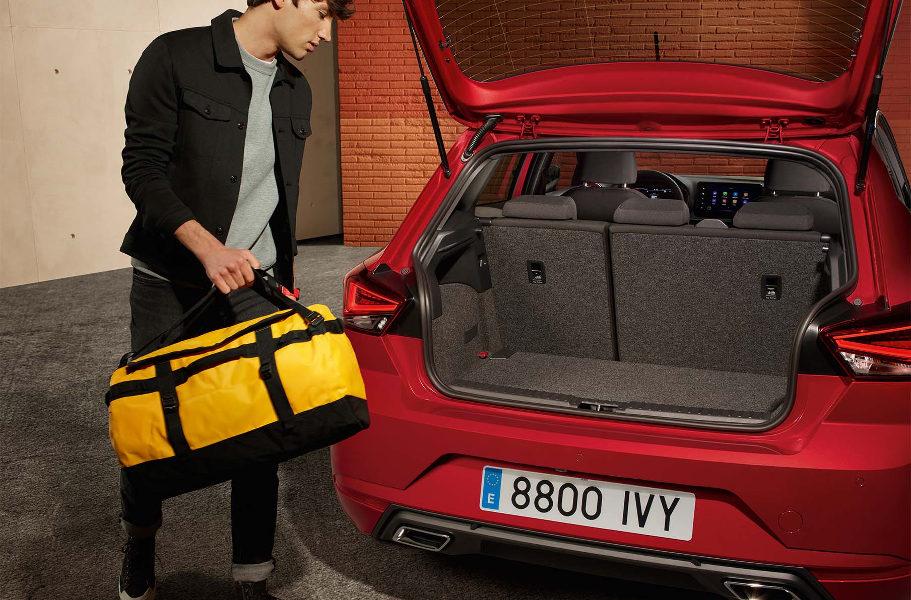 seat ibiza 2024 Coffre de rangement sous le siège passager